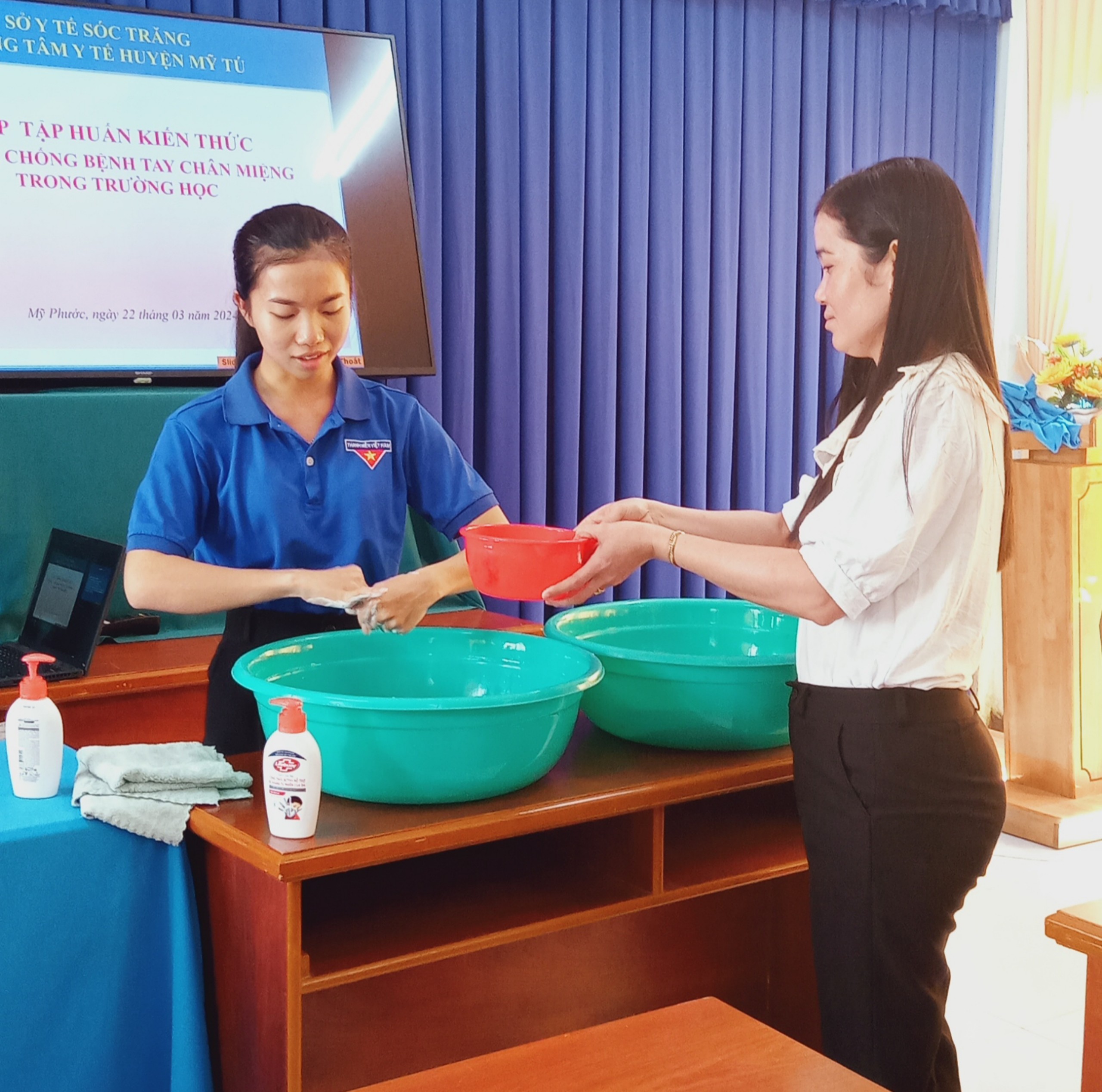Tập huấn phòng chống bệnh Tay Chân Miệng